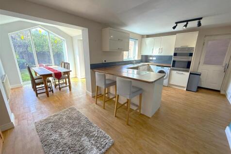 Kitchen Dining A.JPG