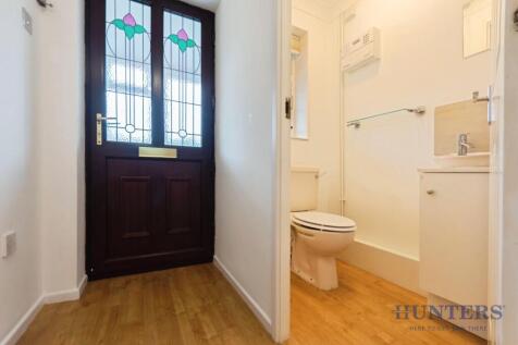 Entrance hall & Guest WC