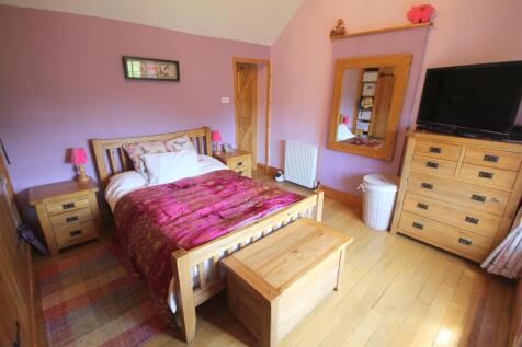 HL Bedroom One ii.JPG