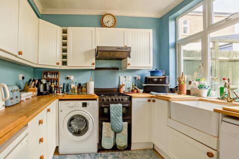 8689705-interior02-800.jpg