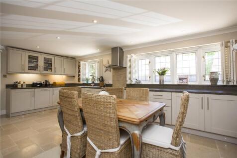 Kitchen/Breakfast Rm