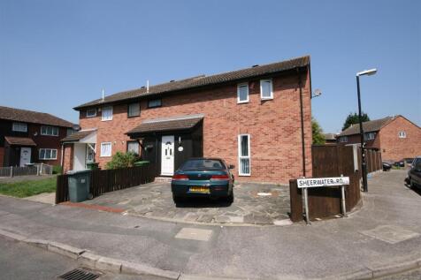 Franklyn James are delighted to offer this two bedroom end of terrace house located in a quiet close which benefits from off street parking and a private rear garden. The house comprises entrance hall