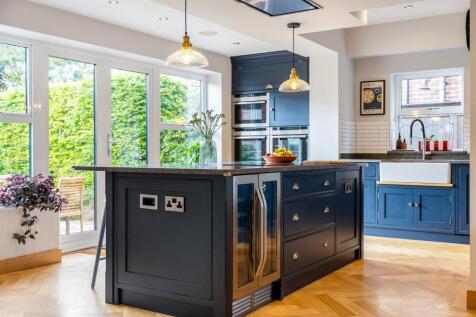 4 Fairbourne Drive-67.jpg