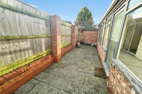 Rear Enclosed Garden