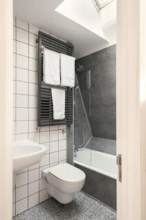 304179 - FLASK-WALK-43.jpg