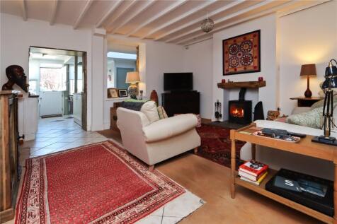 Living Room Pic 1