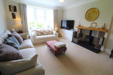 Lounge - Photo 5a