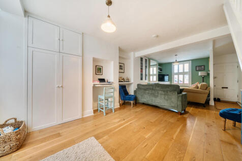 1393889-15-694940...