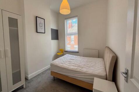 Bed 1 (1)