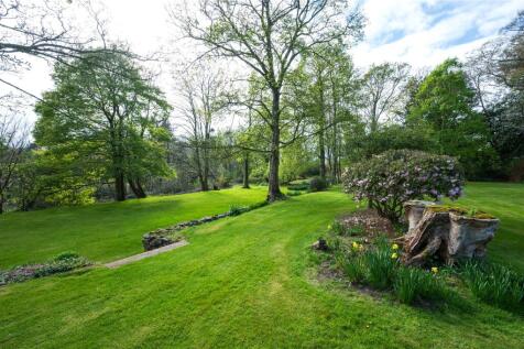 Renton House Gardens