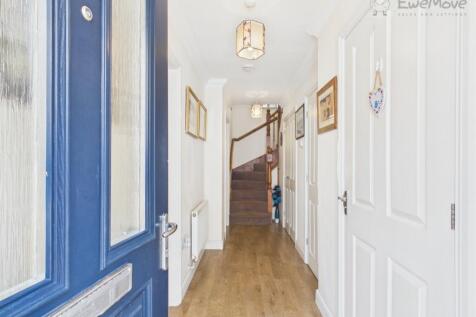 EWEMOVE TIVERTON - WOODLAND CLOSE
