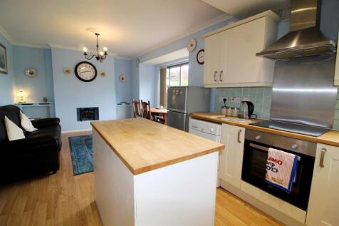 Kitchen 1 e.jpg