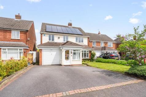 78 Ferndown Road_19.jpg